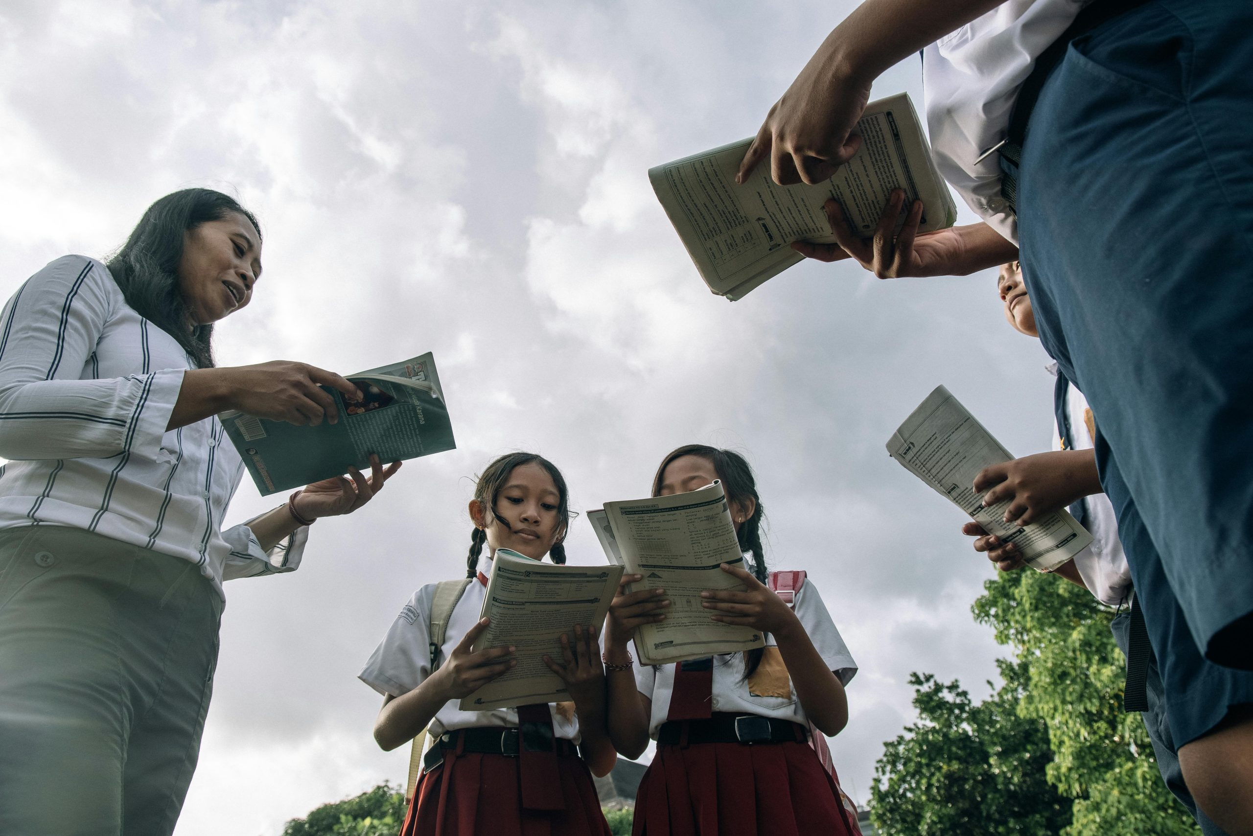 Keterampilan Menyimak Sebagai Sarana Meningkatkan Fokus Dan Pemahaman Siswa SD