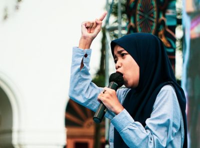 Bahasa dan Sastra Sebagai Jembatan Pengembangan Keterampilan Berbahasa Siswa Sekolah Dasar