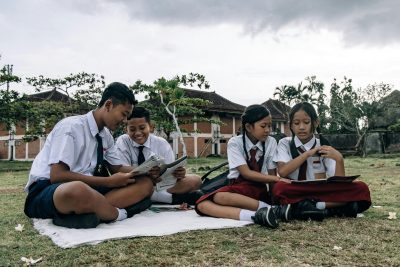 Pentingnya Pembelajaran Bahasa dan Sastra di Sekolah Dasar dalam Meningkatkan Literasi Siswa
